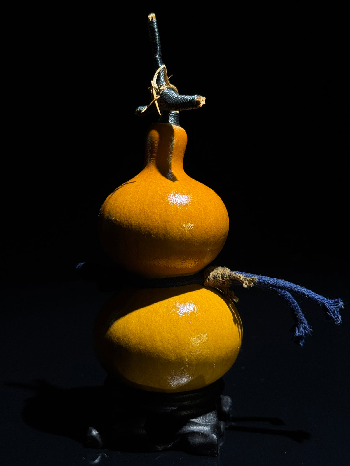 H011 natural gourd, primary view