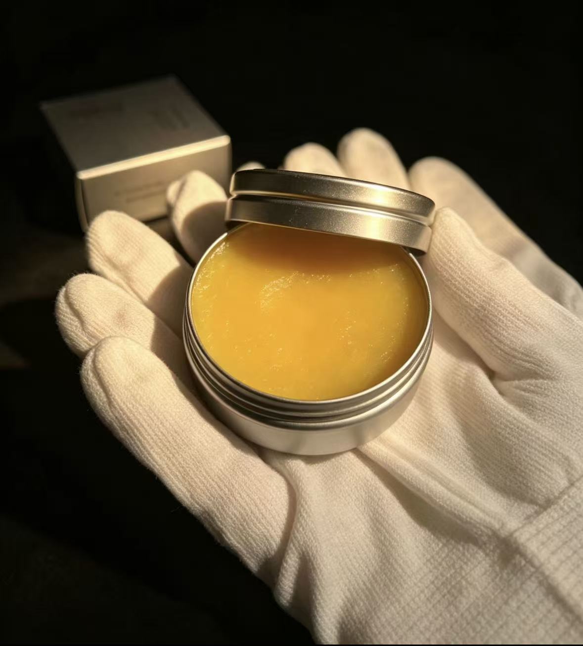 P001 Gourd Care Set conditioning balm, close view