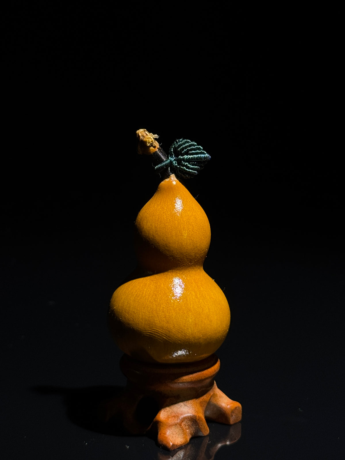 S002 natural gourd, alternate view