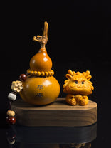 S004 crafted pear-shaped natural gourd, primary view