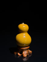 S005 pear-shaped natural gourd, alternate view